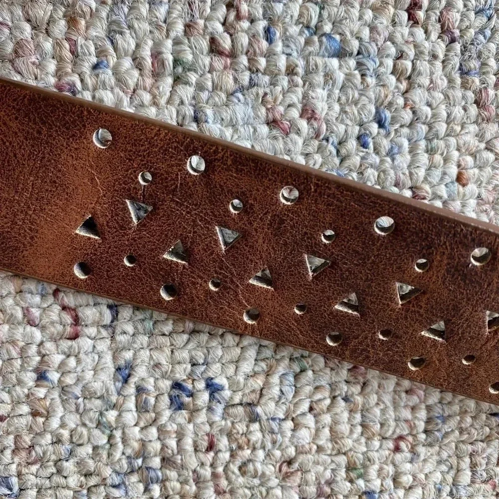 Beautiful Rhine Stones Faux Leather Belt Women Size 1 32.5”